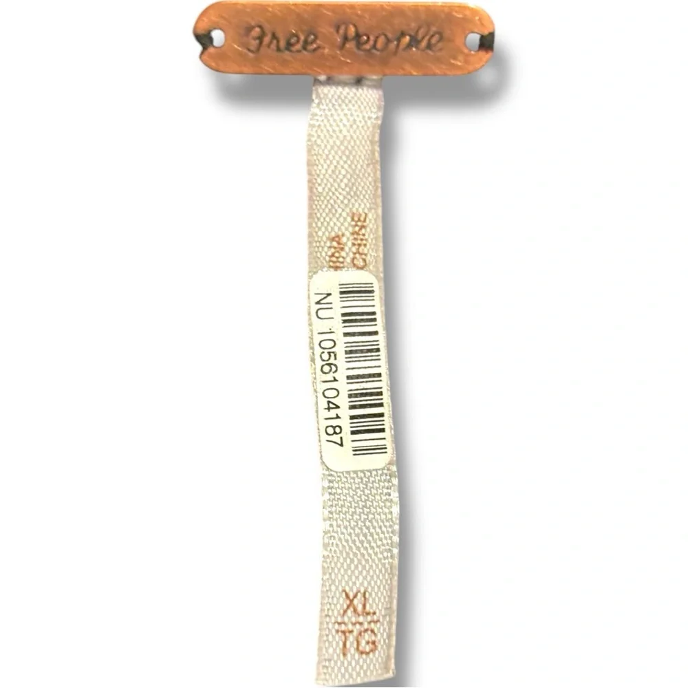 Free People Black/Navy V-Neck Cable Knit Cropped Long Sleeve Sweater With Collar - Picture 14 of 16